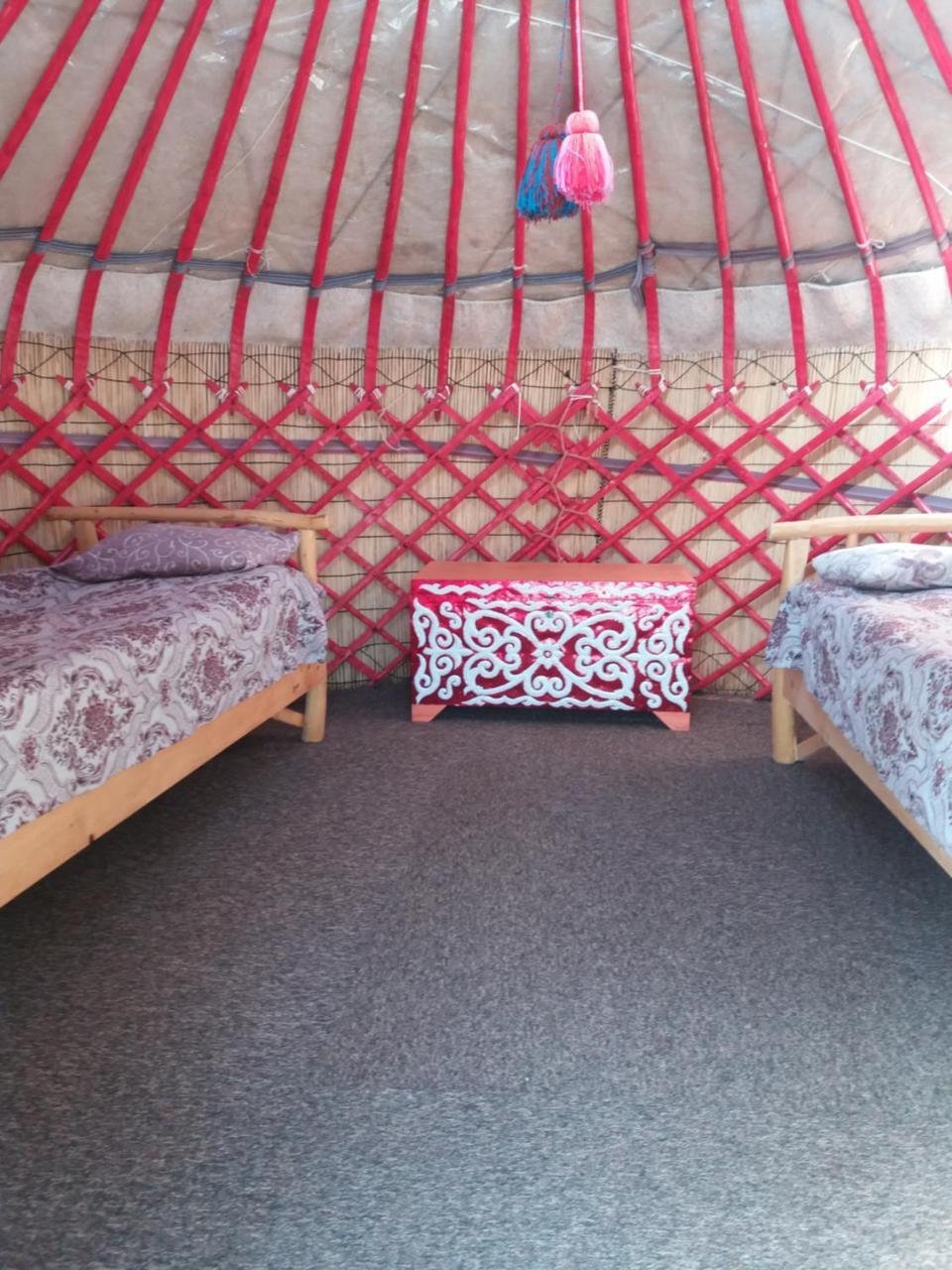 Yurt Camp Tosor Ξενοδοχείο Εξωτερικό φωτογραφία